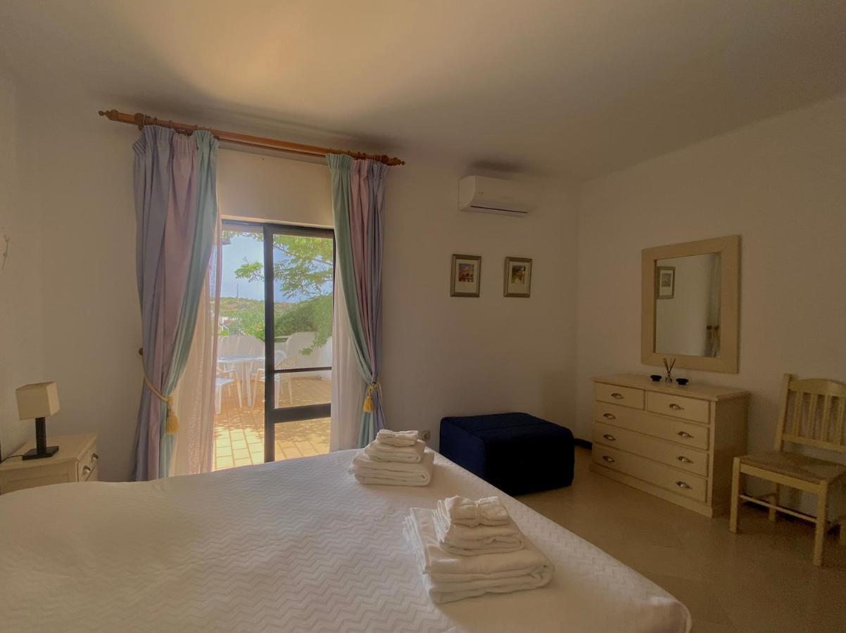 Beautiful Villa With Terrace & Garden Ferragudo  Bagian luar foto