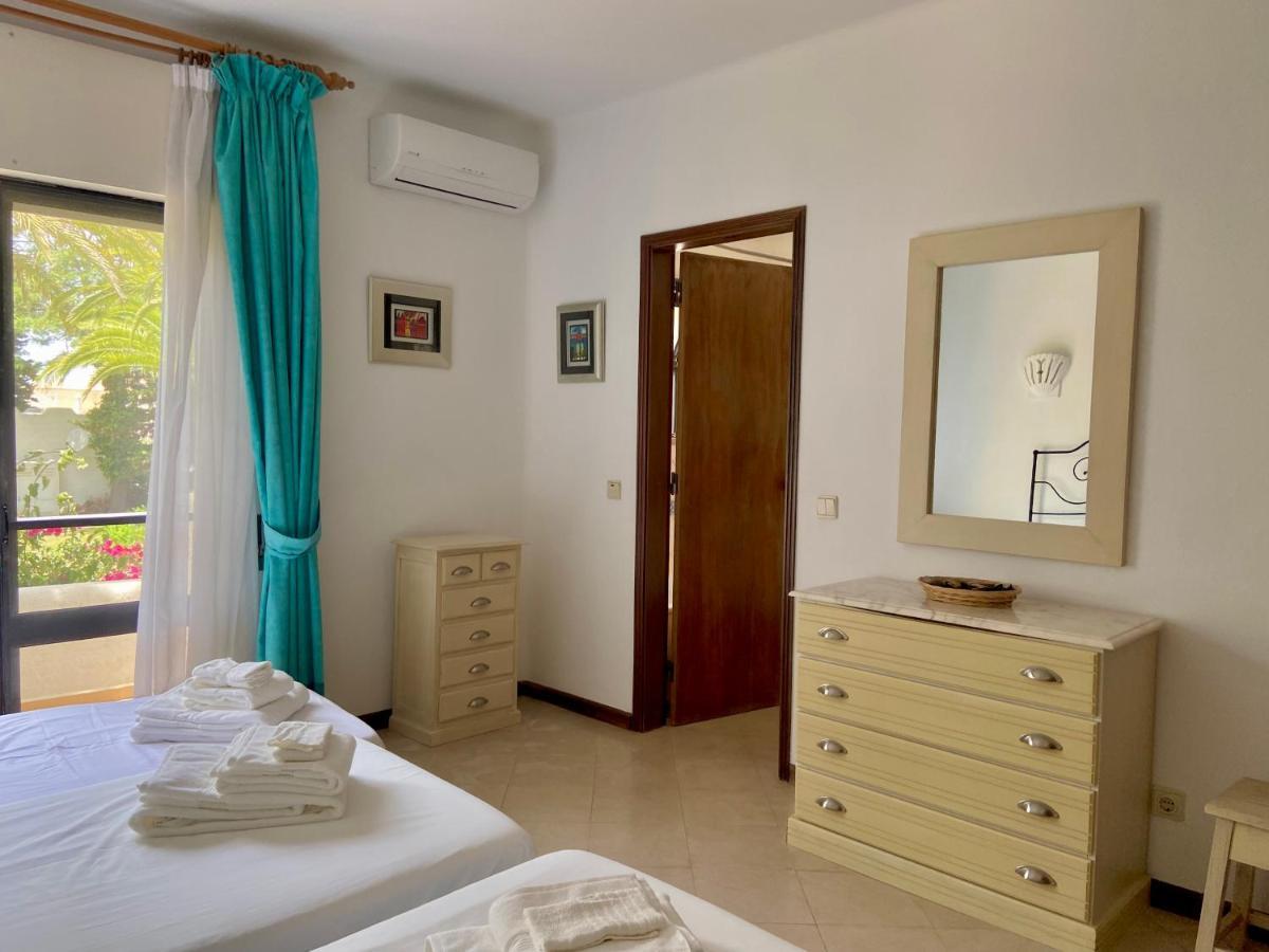 Beautiful Villa With Terrace & Garden Ferragudo  Bagian luar foto